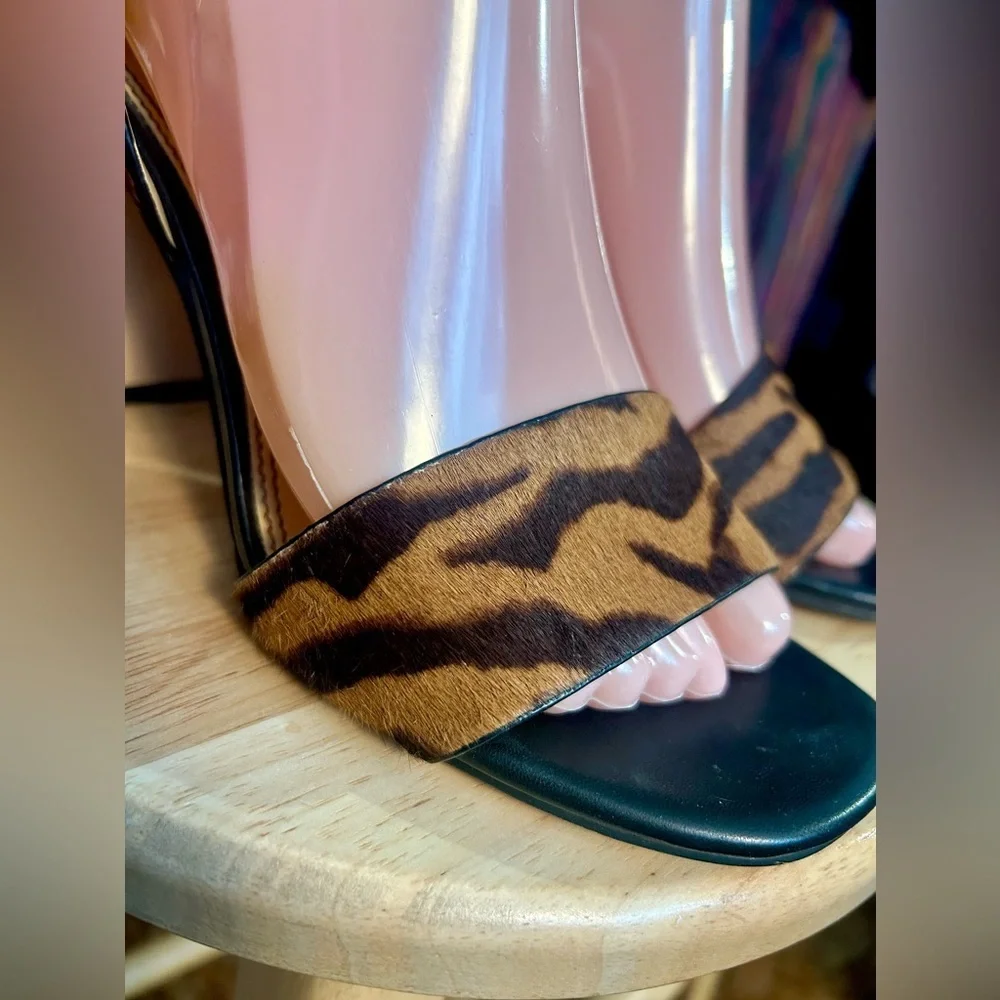 Splendid Real Calf Hair Tiger Print Pattern Ankle Strap Sandals GORGEOUS!​​ - Picture 3 of 10